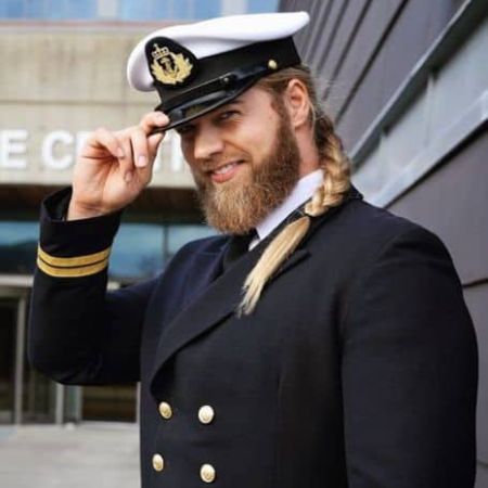 Lasse Lokken Matberg as a Navy